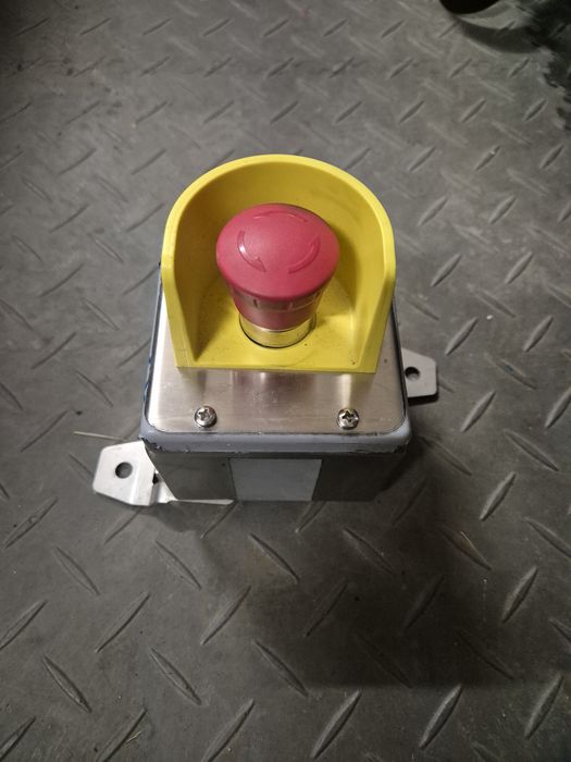Wyłącznik awaryjny Siemens IP 66