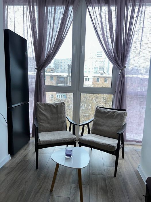 Оренда квартири на Виноградарі, пл Шевченка, Минский массив