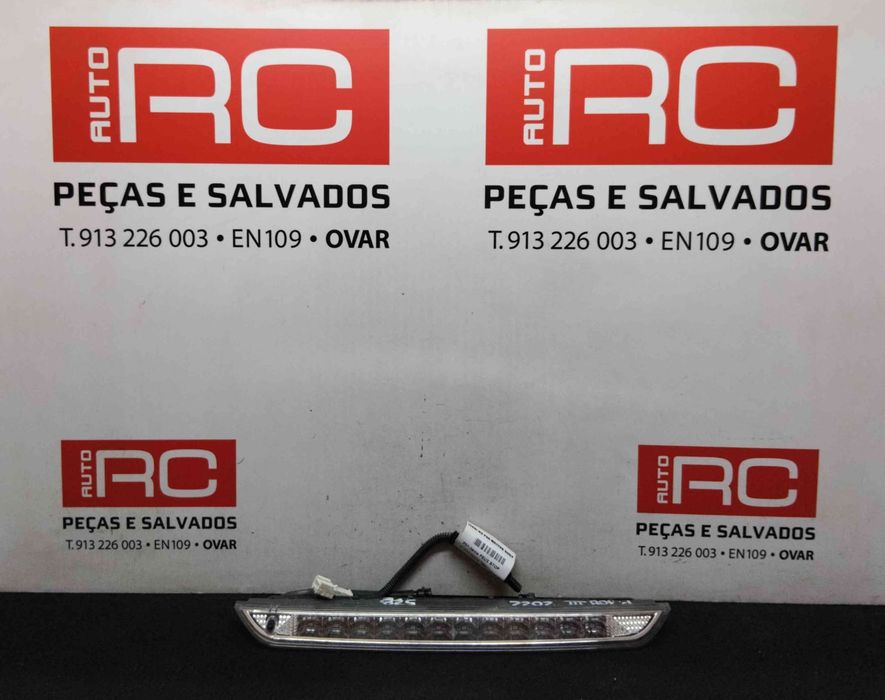 Luz Stop Adicional / 3º Stop 9835306980 - PEUGEOT 308 III