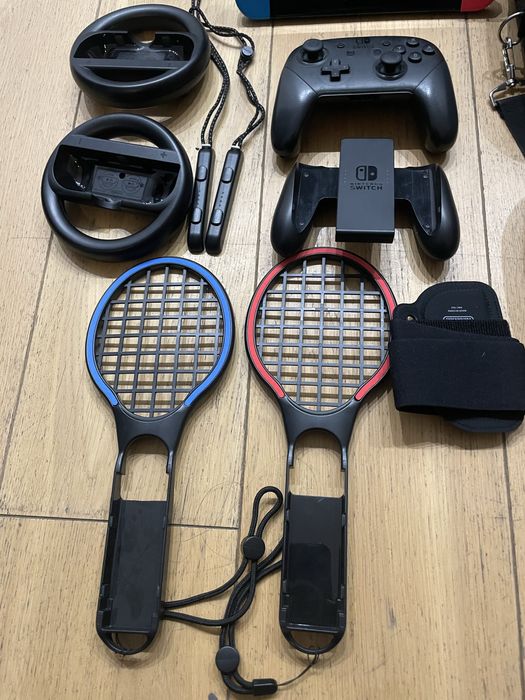 Nintendo Switch Oled + akcesoria