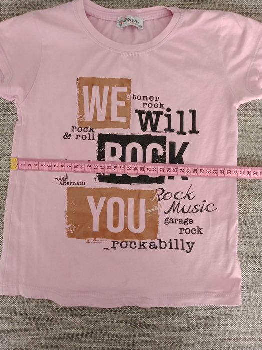 Футболка 8-9 років