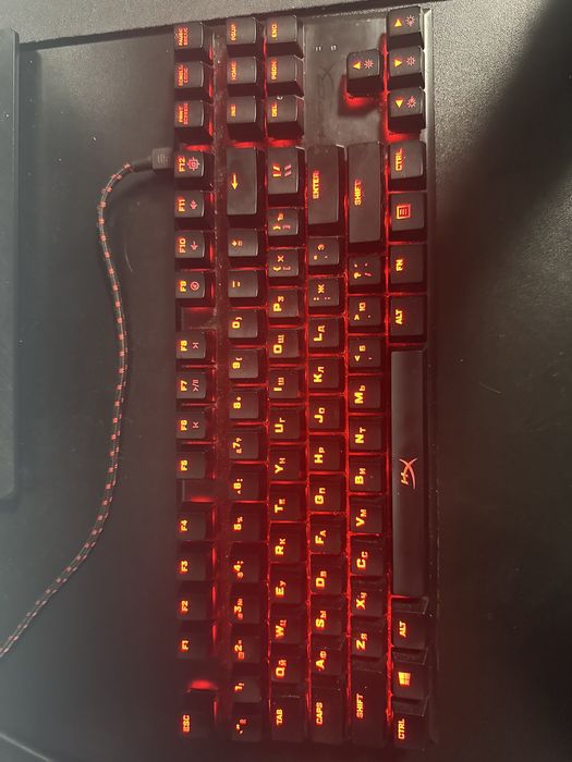 Клавиаутра Hyperx Alloy fps