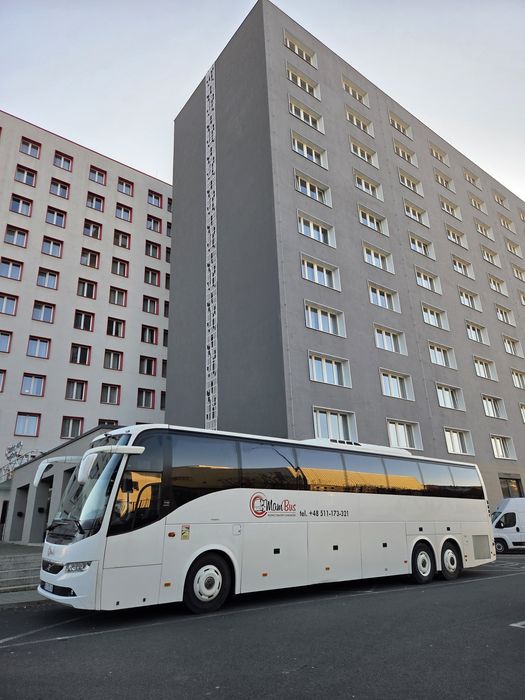 Przewóz Transport Osób Wynajem Autokarów