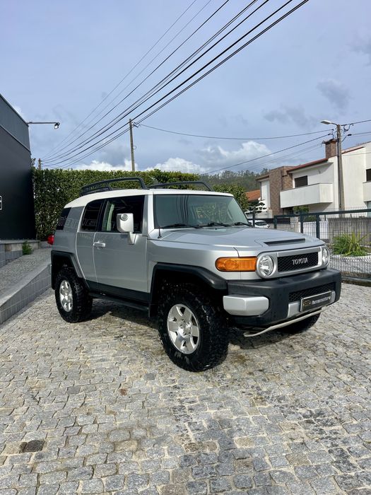 TOYOTA FJ CRUISER 4.0
