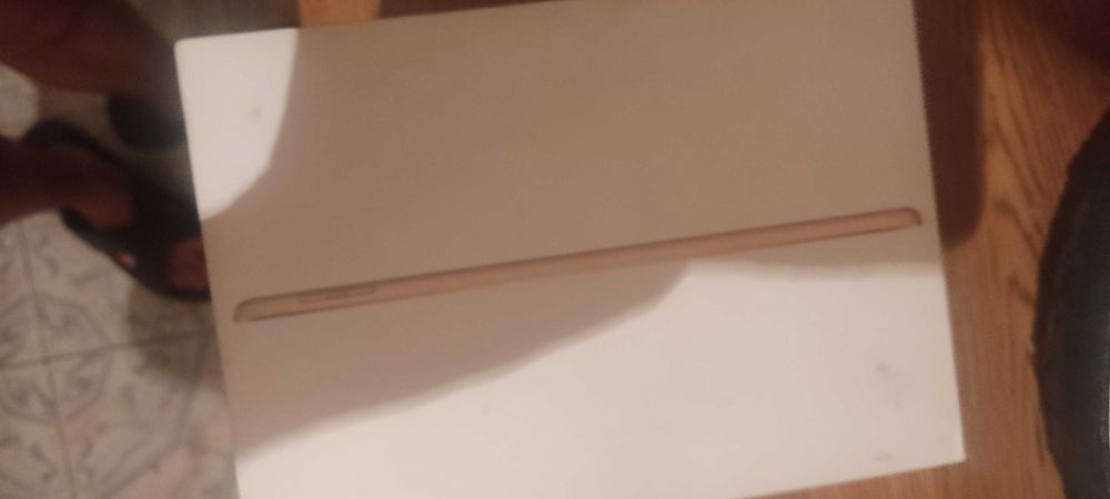 Ipad 5 2017 9.7 в хорошем состоянии