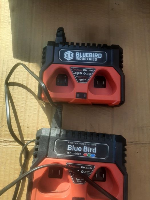 Зарядное устройство