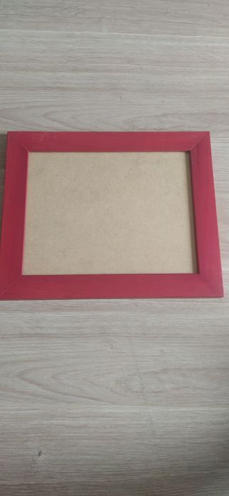 Moldura em vermelho