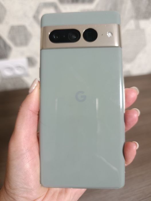 Продам смартфон Google Pixel 7 Pro  12/128 Gb.  Є дефект.