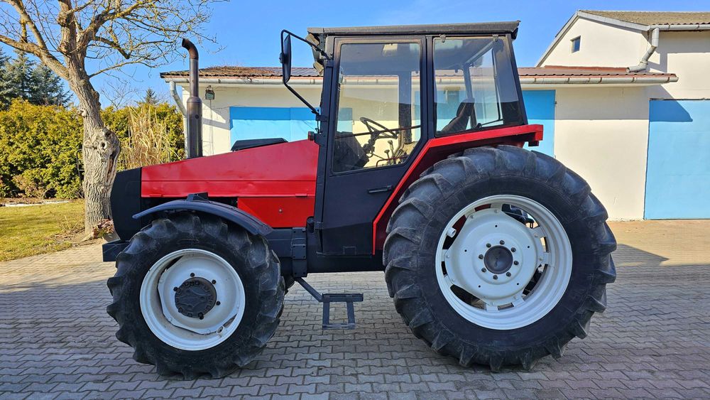 Valtra Volvo Valmet MF 805