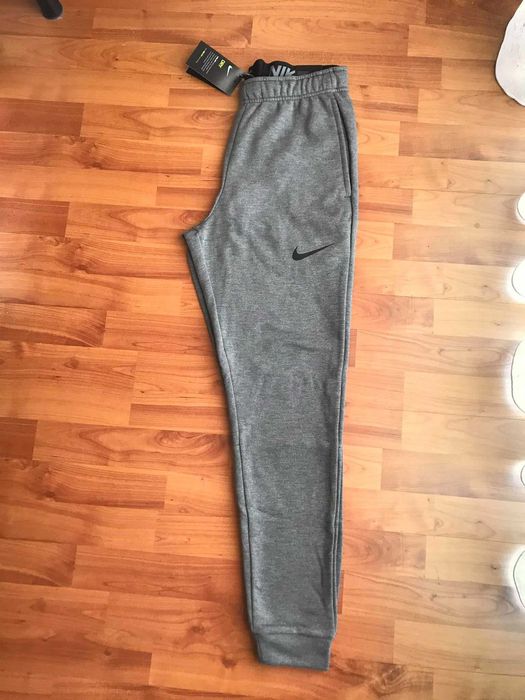 Calças Nike Dry standard fit tamanho S homem jogger