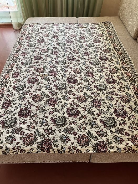 Одеяла зимние ,пледы, подушки