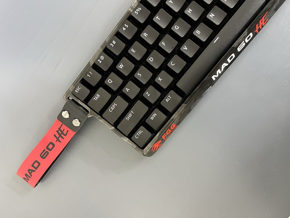 Магнитная карбоновая клавиатура mad 60 he «CUSTOM»