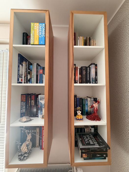 Dwa regały marki Kler