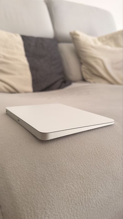 Apple Magic Trackpad 2 (Modelo A1535) - Cor: Branco / Cinzento Sideral]
