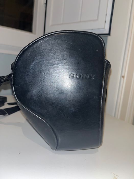 Câmara Sony DSC-R1 (para peças ou restauro)