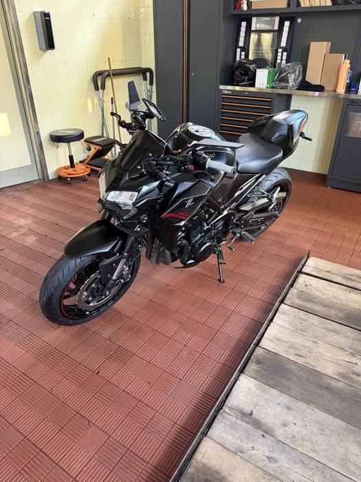 Kawasaki Z900 - 35kw (livrete)