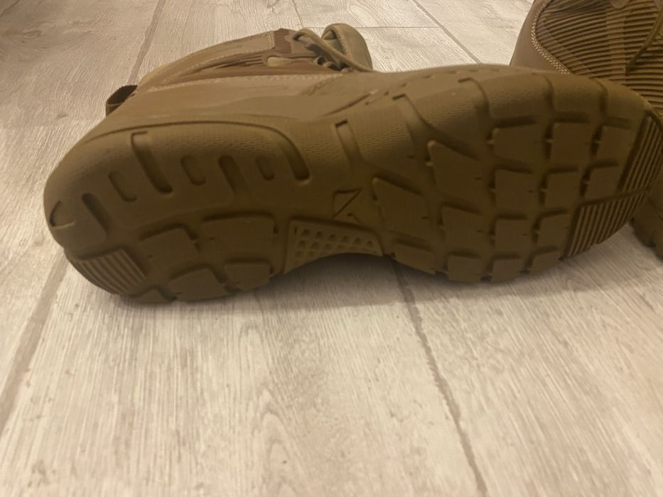 Берцы новые демисезонные