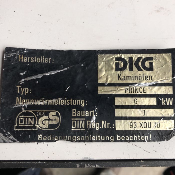 Kominek  DKG( koza)