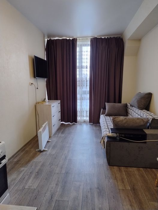 Здам в аренду на длительный срок квартиру-студию