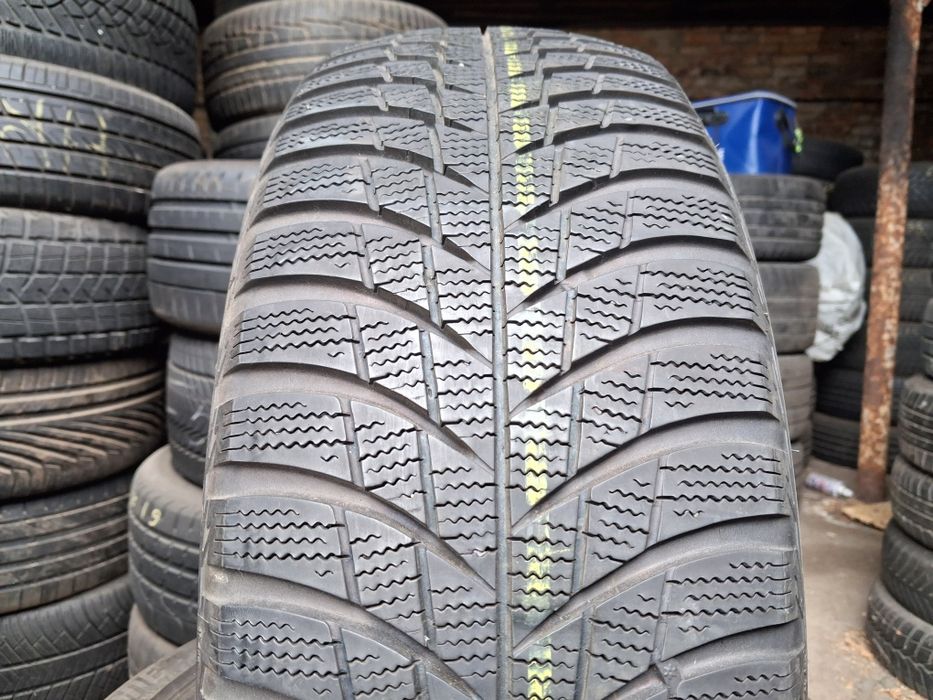 распаровка шины б/у 205/65 R16 Bridgstone Blizzak LM001 RunFlat