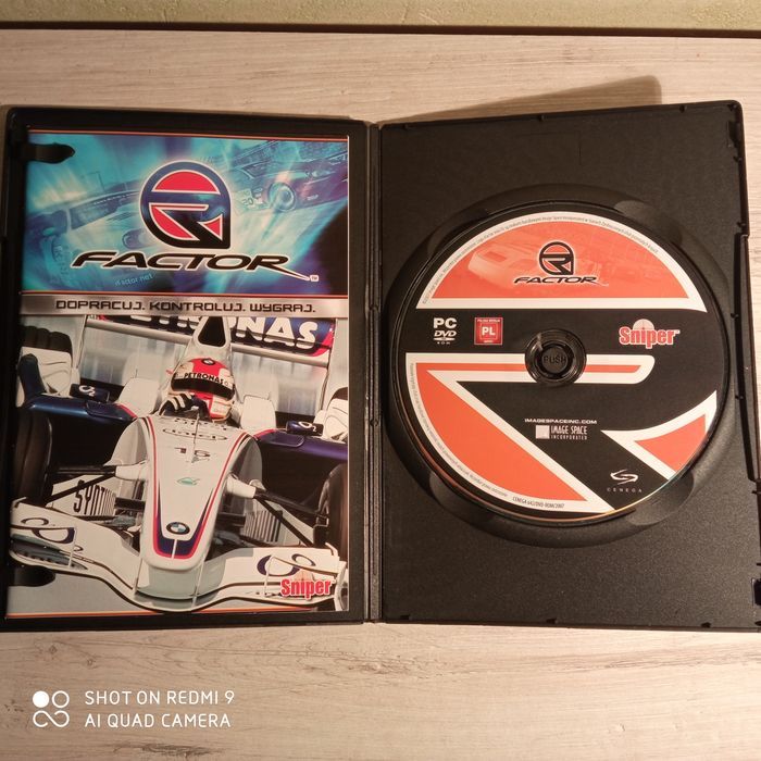 R Factor gra na PC