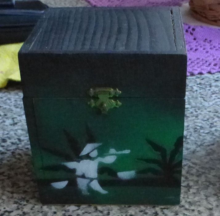 Caixas madeiras diversas originais