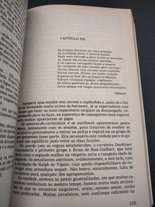 Livro 'Ivanhoe' de Sir Walter Scott