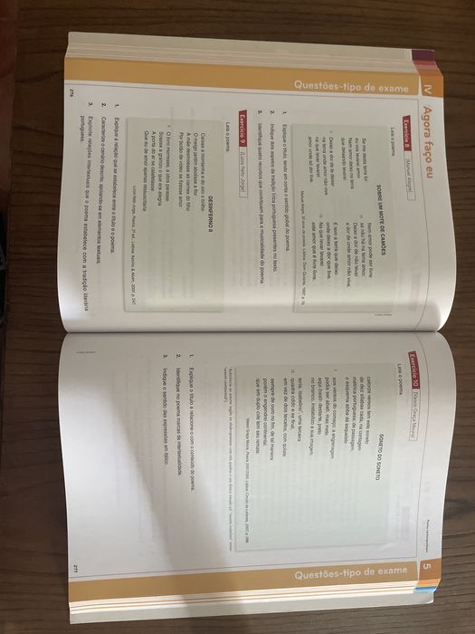 Livro de preparação para exame final de Português