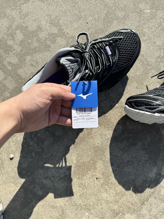 Кросівки Mizuno Wave Prophecy LS