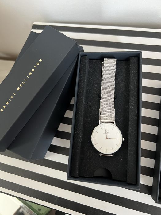 Relógio prateado Daniel Wellington