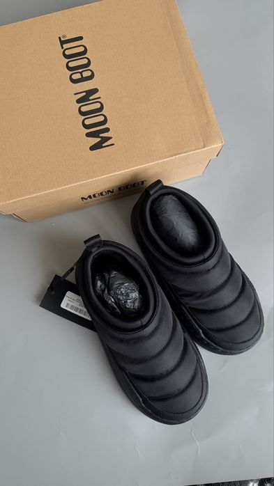 Зимові чоботи Moon Boot