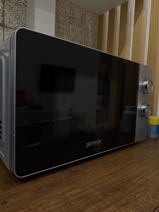 Продам мікрохвильову піч