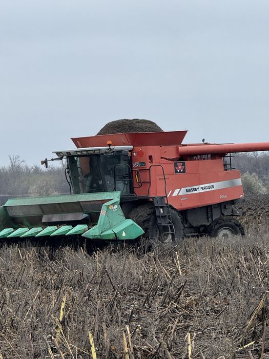 Massey ferguson 9690.