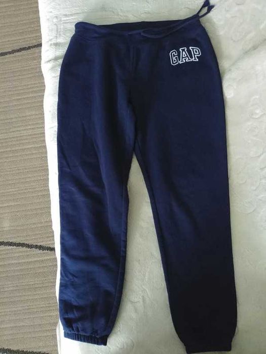 Spodnie dresy GAP