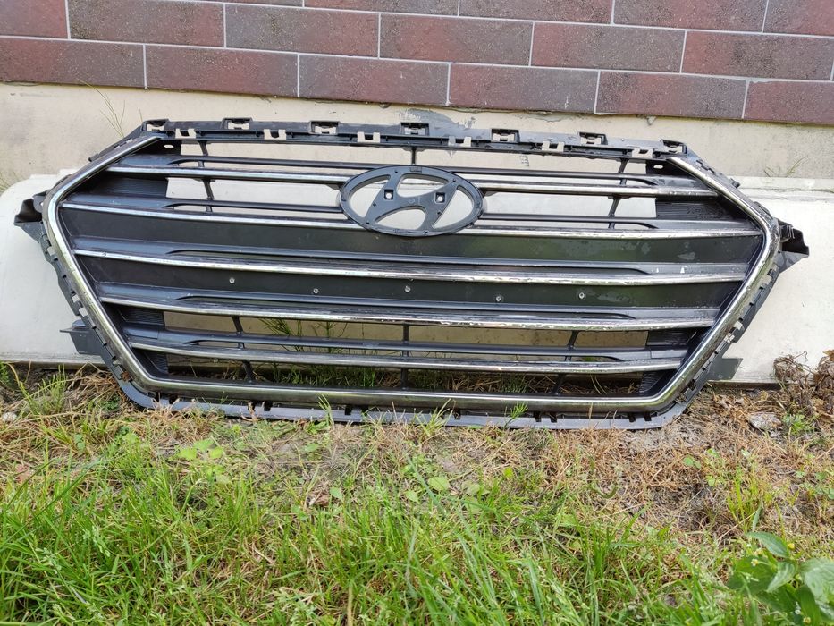 Hyundai Elantra VI 16-19 GRILL ATRAPA