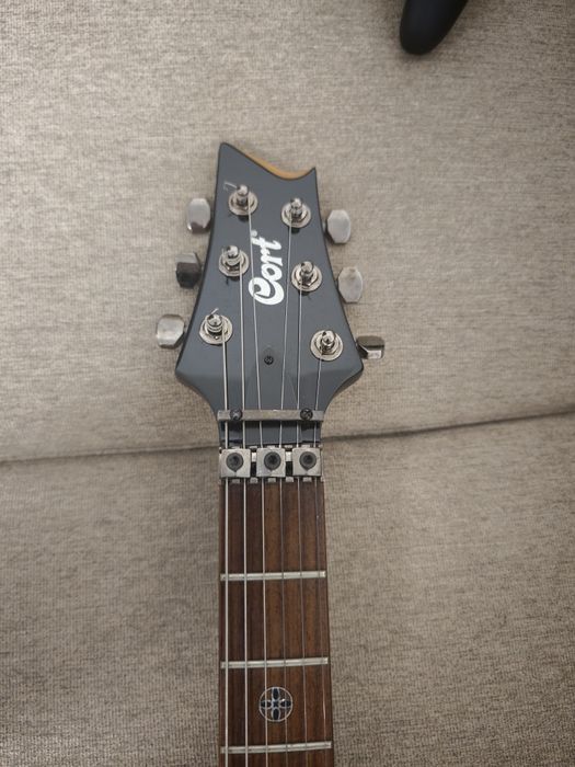 Cort EVL-K5 como nova- aceito troca