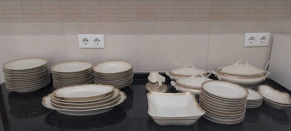 jogo de serviços Vista Alegre, vintage