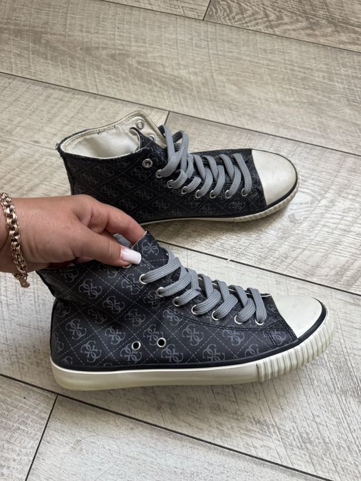 Guess ( 39 р ) 25.5 см