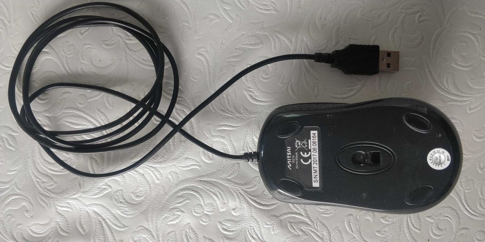 Microsoft and Mitsai Optical Mouse64751687639170121