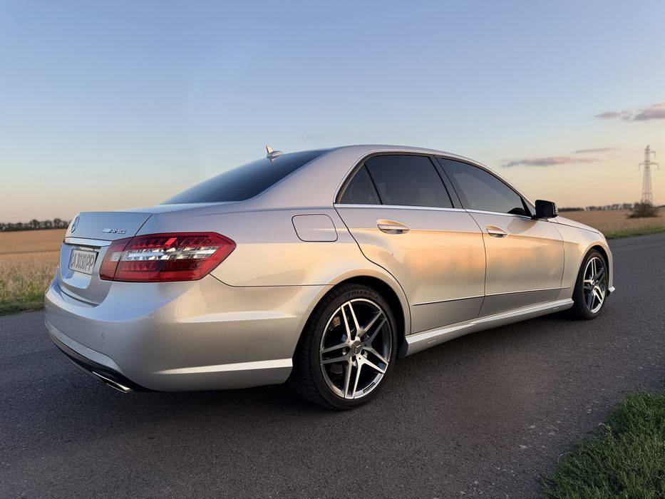 Mercedes-Benz E-Class 2011 VIN WDD2120051A487577 фото оголошення 13 з 17