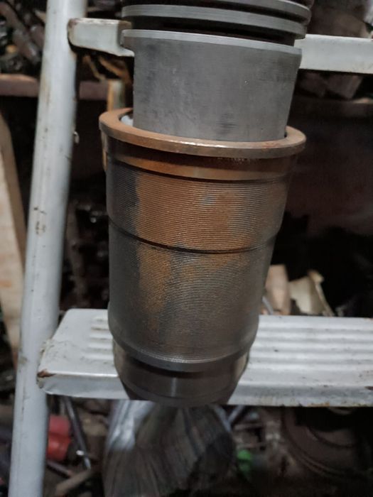 Продам гильзы и поршня ГАЗ 24, 2410