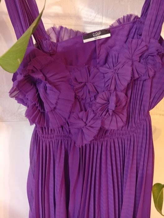 Piękna plisowana efektowna