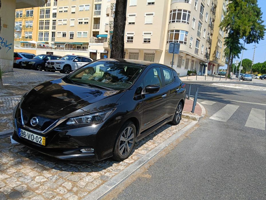 Nissan Leaf 2018 Electric – Battery in Good Condition