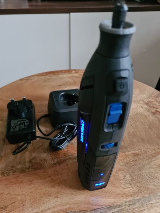 Dremel 8260 godny uwagi!!!