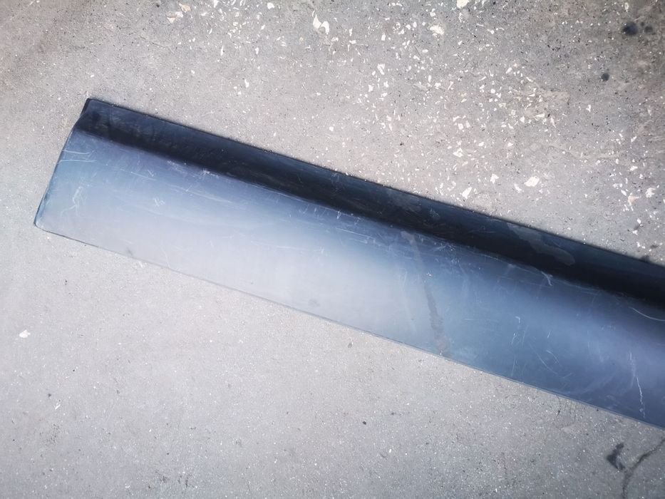 NISSAN QASHQAI J10 FRISO DA PORTA FRENTE DIREITA - Z300