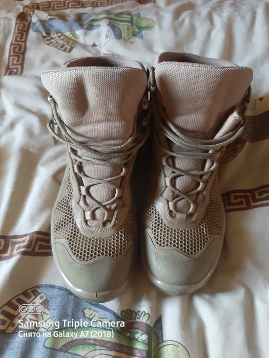 Продам военные берцы.Название Соты.