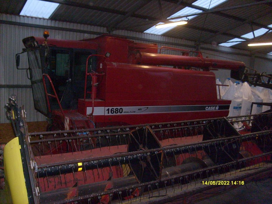 Kombajn  Case 1680