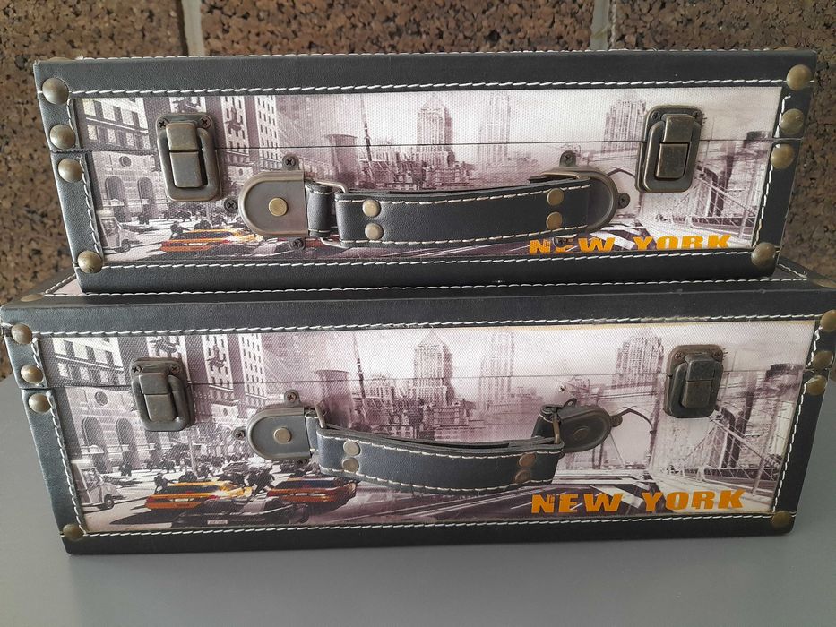 Malas retro Nova York grande e média em madeira forrada a tela pintada