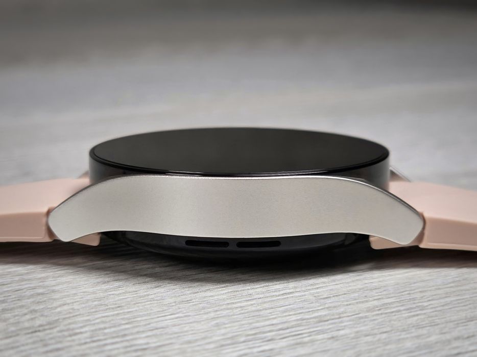Смарт-годинник Samsung Galaxy Watch6 40mm LTE Gold (SM-R935U)