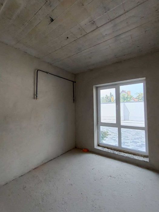 Продаж зданого Таунхауса, краща локація в Крихівцях